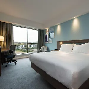 Hampton By Hilton West End Эдинбург