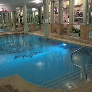 *** Otel Queens & Birleşik Krallık