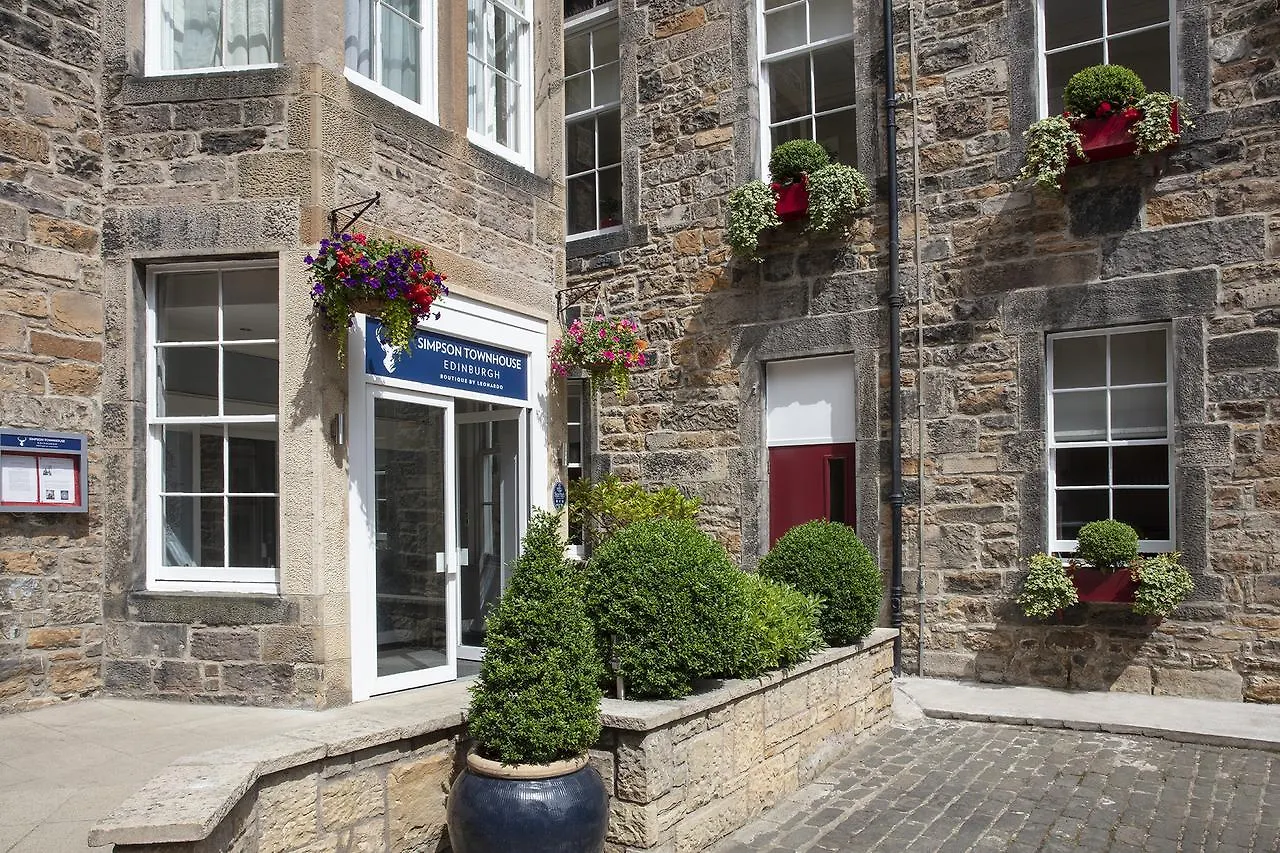 Leonardo Edinburgh City Reino Unido